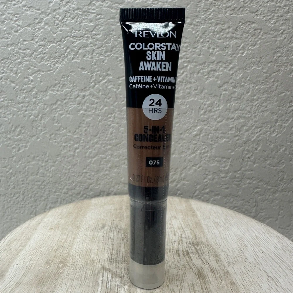 $5 🌙 Revlon ColorStay Skin Awaken Concealer IN 075 NEW